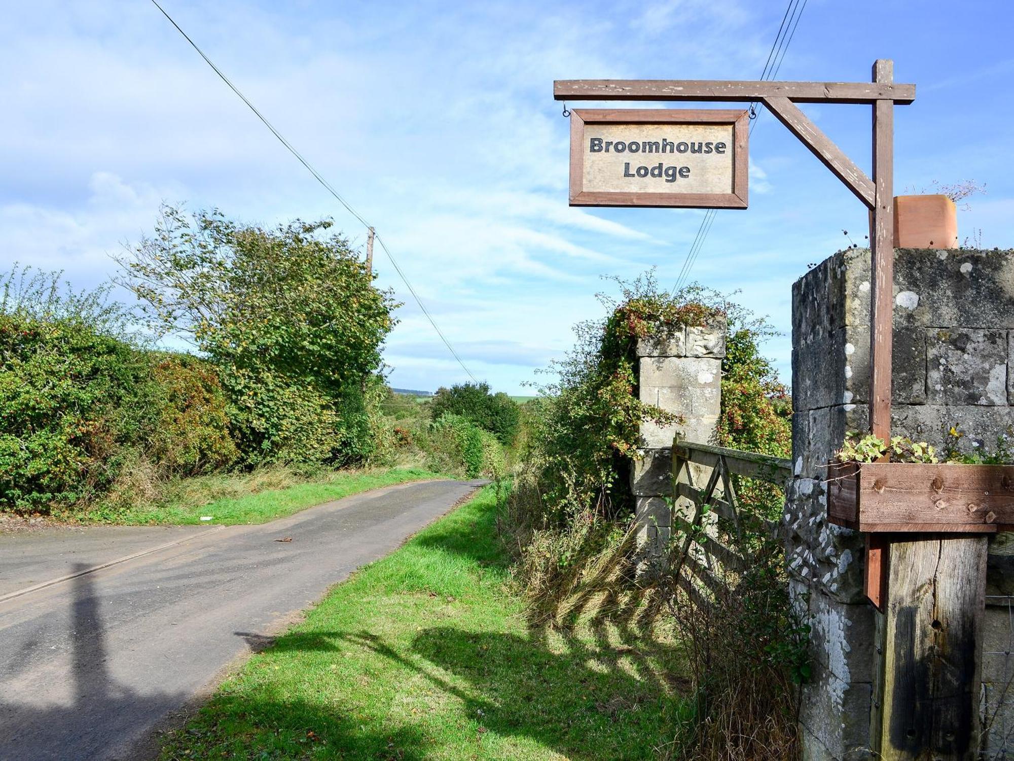 Broomhouse Lodge Edrom Extérieur photo